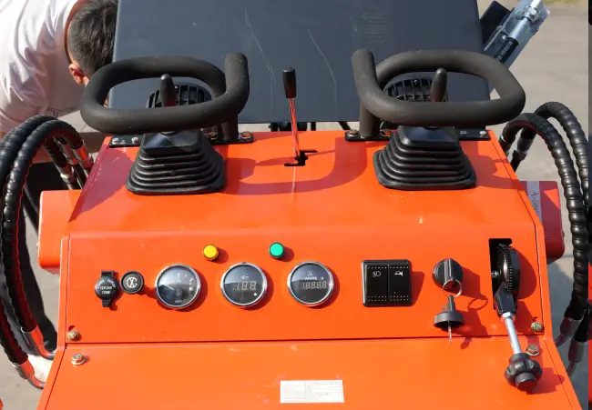 yfs30-machinery-control