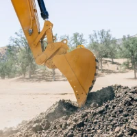 4 ton excavator with multi-functional bucket