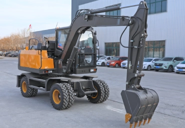 mini digger on wheels