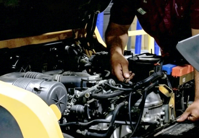 Excavator Overheating Problem: Signs, Reasons and Troubleshooting Guide 2 excavator engine overheating